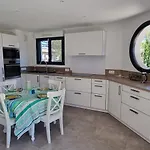 Apartamento Superbe Pour 4, Climatise, Piscine Et Garage *