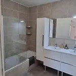 Superbe Pour 4, Climatise, Piscine Et Garage Apartamento Saint-Raphaël