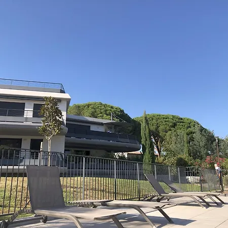 Superbe Pour 4, Climatise, Piscine Et Garage Saint-Raphaël