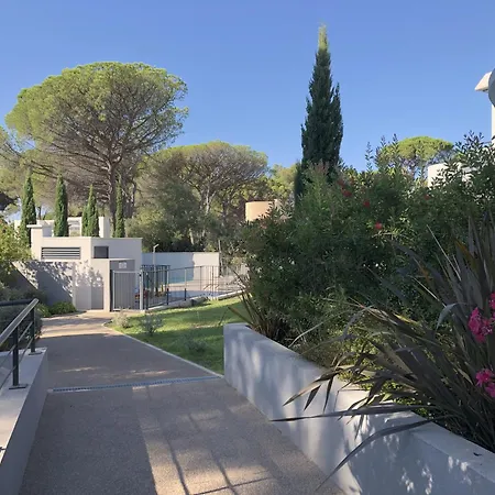 דירה Superbe Pour 4, Climatise, Piscine Et Garage