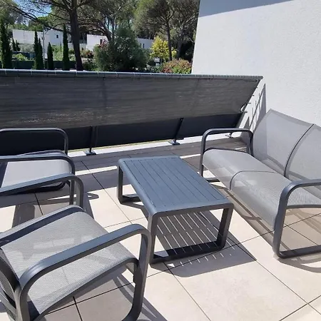 Superbe Pour 4, Climatise, Piscine Et Garage Saint-Raphael (Var)